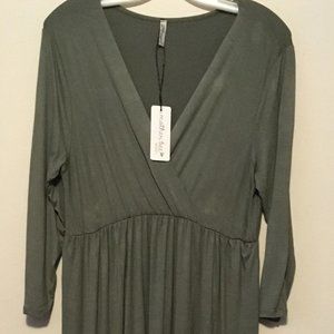 NWT Mother Bee Maternity Dress Size Xtra Large Green Stretchy Maxi Mock Wrap